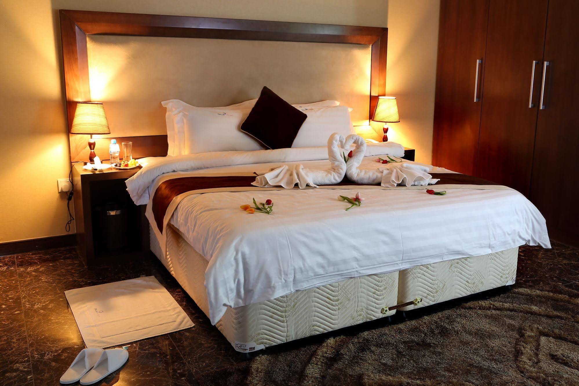 Belle Tower Luxury Apartments Manama Eksteriør bilde