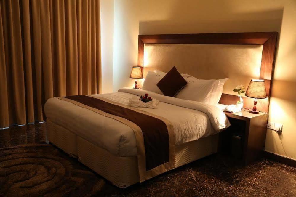 Belle Tower Luxury Apartments Manama Eksteriør bilde